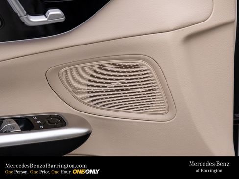 New 2026 Mercedes-Benz C 300 4MATIC Sedan image 16