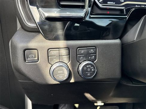 Used 2023 GMC Sierra 1500 SLT w/ SLT Premium Package image 17