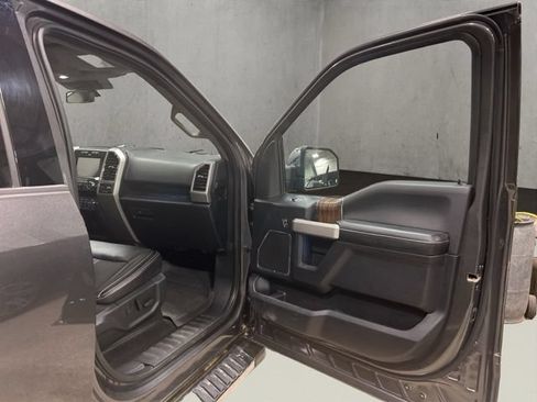 Certified 2019 Ford F150 Lariat AWD/4WD image 19