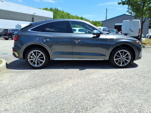 Used 2022 Audi SQ5 Premium Plus w/ Premium Plus Package AWD/4WD image 5