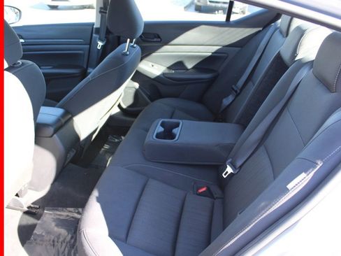 Certified 2024 Nissan Altima 2.5 SV image 22