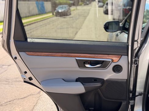 Used 2018 Honda CR-V EX-L image 17