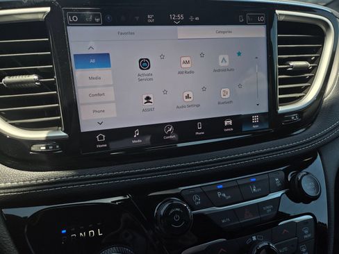 New 2026 Chrysler Pacifica Select FWD image 7