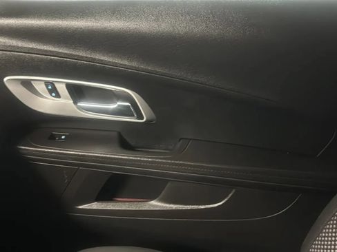Used 2017 Chevrolet Equinox LS w/ LPO, Protection Package FWD image 17