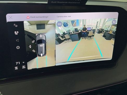 New 2026 Audi Q3 quattro 2.0T w/ 20" Wheel Package image 24