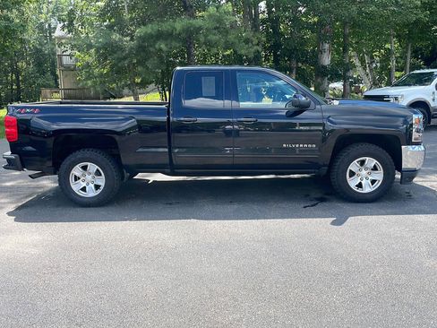 Used 2018 Chevrolet Silverado 1500 LT AWD/4WD image 4