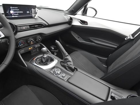New 2026 MAZDA MX-5 Miata Club RWD image 29