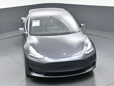 Used 2018 Tesla Model 3 Long Range image 41