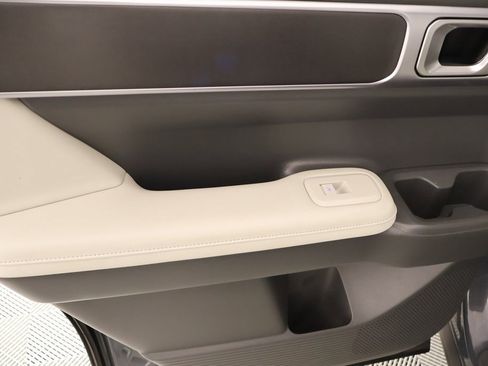 Used 2025 Hyundai Santa Fe SEL image 16