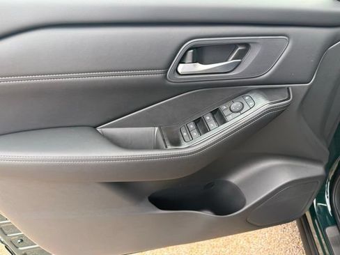 New 2026 Nissan Rogue Dark Armor FWD image 17