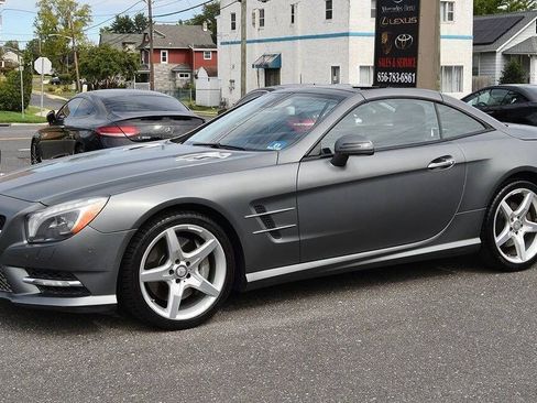 Used 2013 Mercedes-Benz SL 550 image 2
