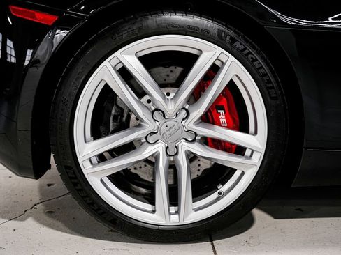 Used 2014 Audi R8 V8 w/ Full Leather Package AWD/4WD image 45