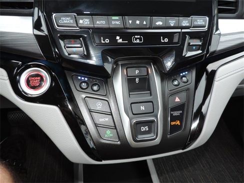 Used 2024 Honda Odyssey Elite image 23