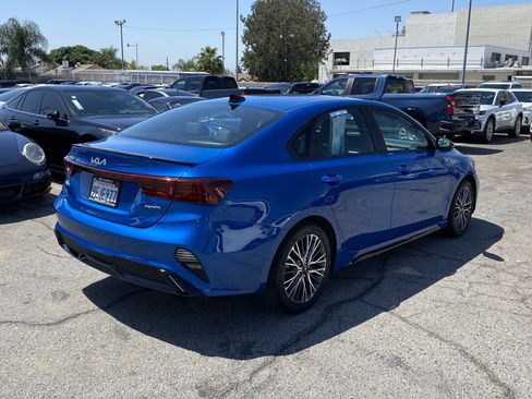 Used 2023 Kia Forte GT-Line w/ GT-Line Technology Package FWD image 9