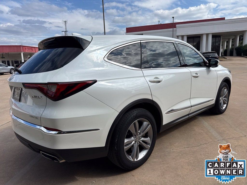 Used 2023 Acura MDX SH-AWD image 5