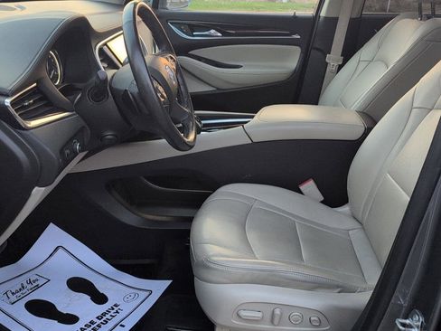 Used 2020 Buick Enclave Premium w/ Sun and Sites Package image 22