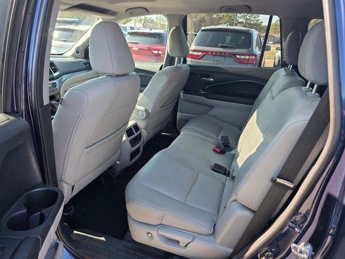 Used 2017 Honda Pilot EX-L image 9