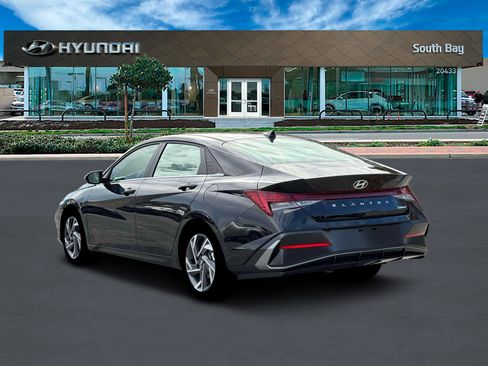 New 2026 Hyundai Elantra Limited w/ Cargo Package image 5