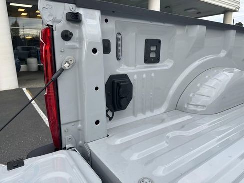 New 2026 Ford F450 XLT w/ XLT Premium Package image 25