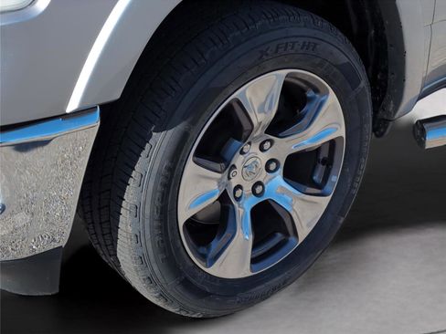 Used 2019 RAM 1500 Laramie image 24