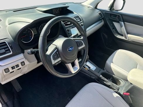 Used 2018 Subaru Forester 2.5i Premium w/ All-Weather Package AWD/4WD image 5