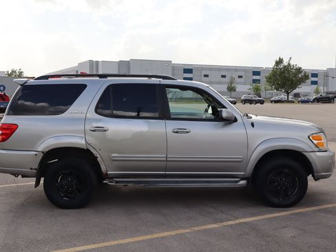 Used 2002 Toyota Sequoia Limited image 8
