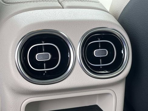 Certified 2024 Mercedes-Benz GLC 300 image 14