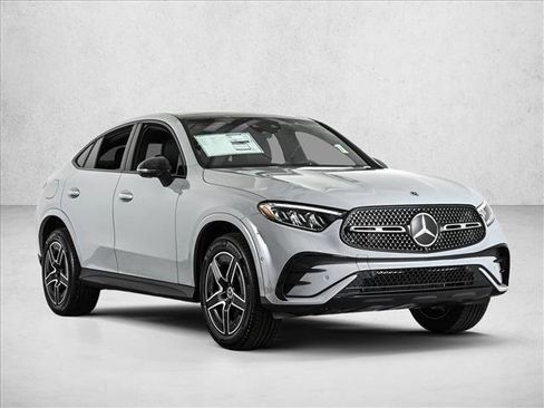 New 2026 Mercedes-Benz GLC 300 4MATIC image 3