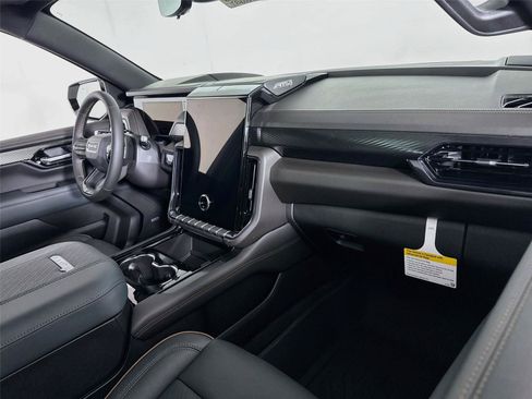 New 2026 GMC Yukon AT4 w/ AT4 Premium Package AWD/4WD image 25