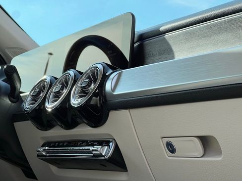 Certified 2022 Mercedes-Benz GLB 250 GLB 250 image 15