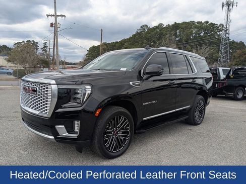Used 2023 GMC Yukon Denali w/ Advanced Technology Package image 8