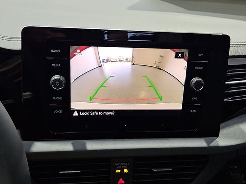New 2026 Volkswagen Jetta SE FWD image 19