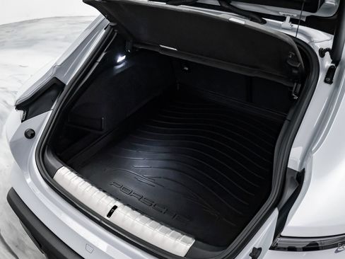 Used 2023 Porsche Taycan GTS w/ Premium Package image 88