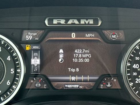 Used 2025 RAM 1500 Laramie w/ Laramie Southwest Edition AWD/4WD image 32