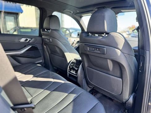 Used 2020 BMW X5 xDrive40i w/ Premium Package image 17