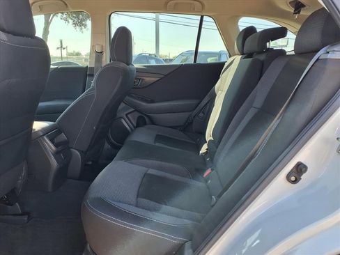 Used 2021 Subaru Outback 2.5i image 11