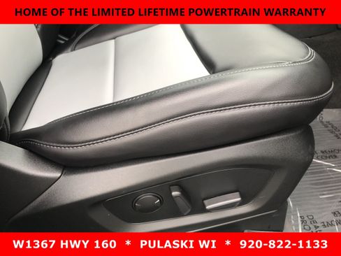 Used 2023 Ford Explorer XLT w/ Equipment Group 202A AWD/4WD image 6