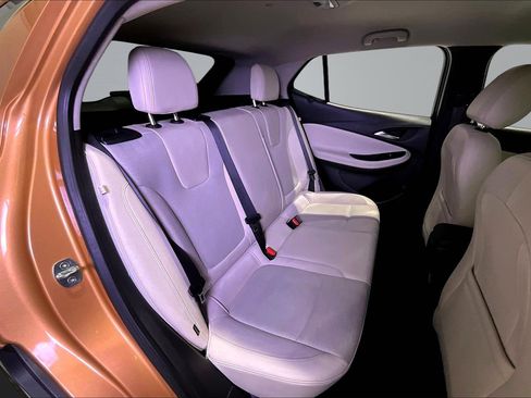 Used 2024 Buick Encore GX Preferred FWD image 23