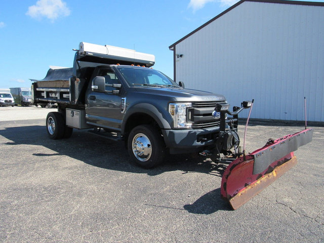 Used 2018 Ford F550 2WD Regular Cab Super Duty w/ Power Equipment Group image 9