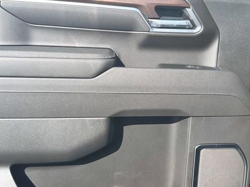 New 2026 GMC Sierra 1500 SLT AWD/4WD image 11