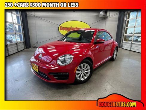 Used 2019 Volkswagen Beetle 2.0T S image 1
