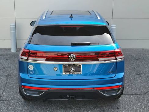 Used 2024 Volkswagen Atlas Cross Sport SE AWD/4WD image 10