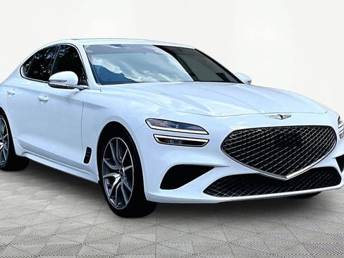 Used 2023 Genesis G70 2.0T RWD image 3