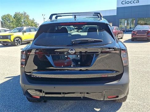 New 2026 Nissan Kicks SR w/ Cold Weather Package image 38