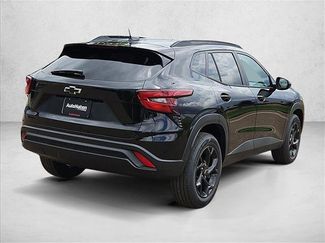 New 2026 Chevrolet Trax LT w/ Driver Confidence Package FWD video 2