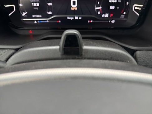 Used 2023 GMC Yukon XL Denali w/ Denali Reserve Package AWD/4WD image 13