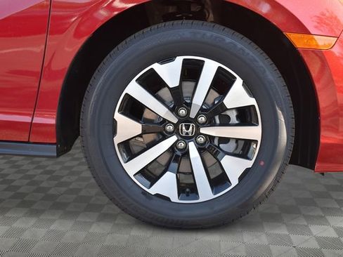 New 2026 Honda Odyssey Touring image 10