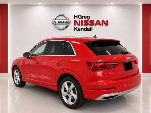 Used 2022 Audi Q3 2.0T Premium AWD/4WD image 2
