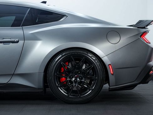 Used 2025 Ford Mustang GT Premium w/ GT Performance Package image 6