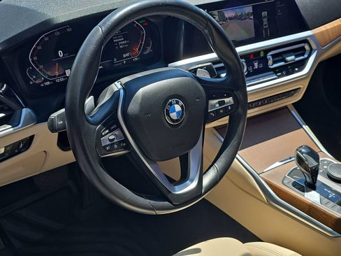 Used 2020 BMW 330i Sedan w/ Convenience Package RWD image 19